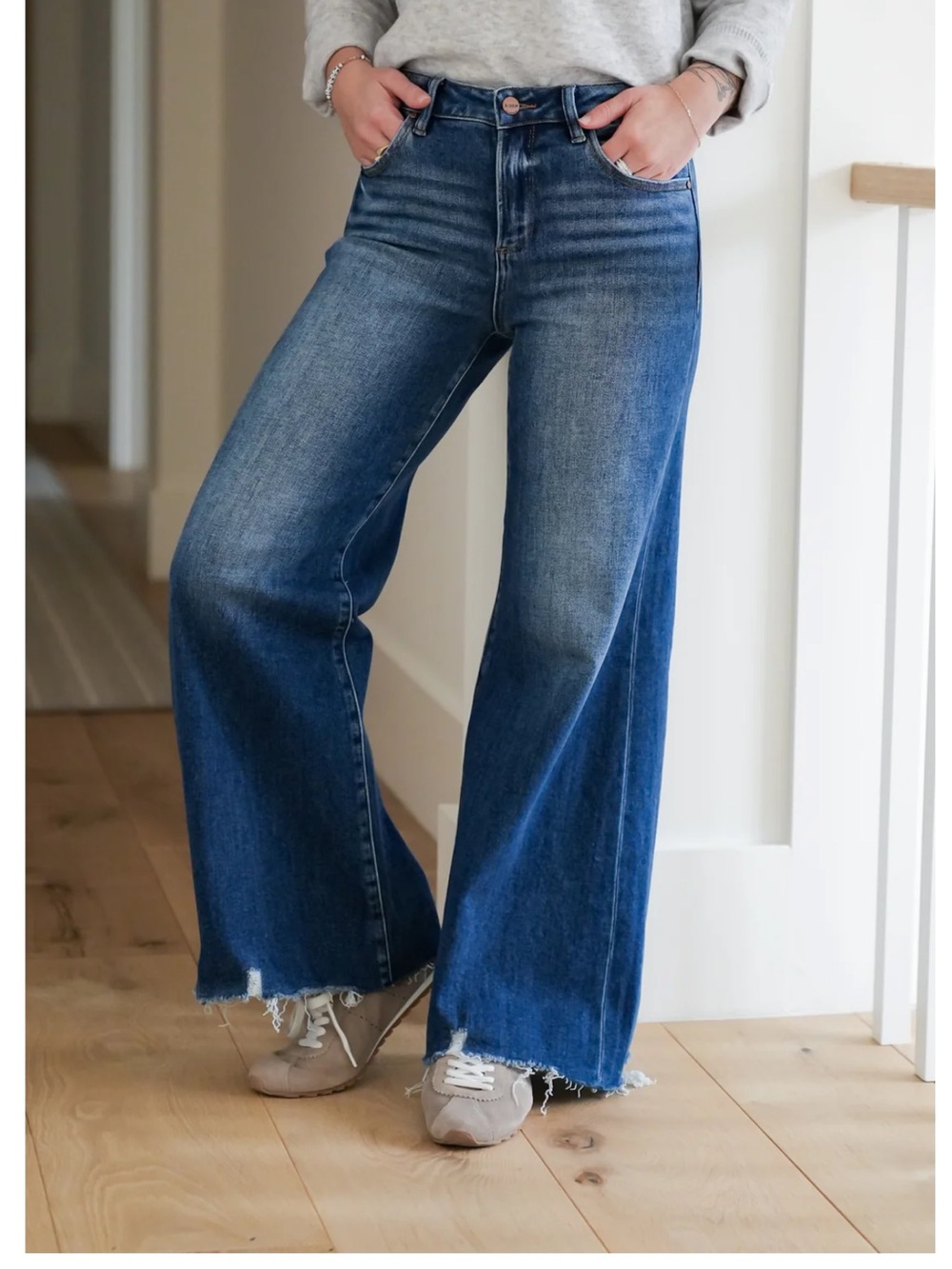 Risen High Rise Dark Wash Wide Leg Jeans size 15 NWT